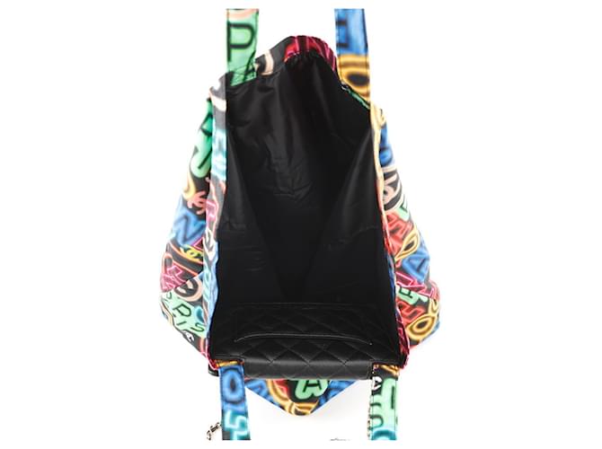 CHANEL 2en1 Matelasse Grained Calfskin Nylon Eco-Bag.